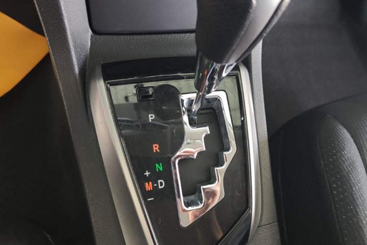 Used Toyota Corolla 2017 1.2T CVT GL-i Gear Lever