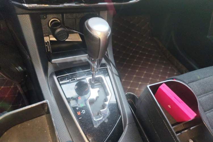 Used Toyota Corolla 2017 1.2T CVT GL Gear Lever