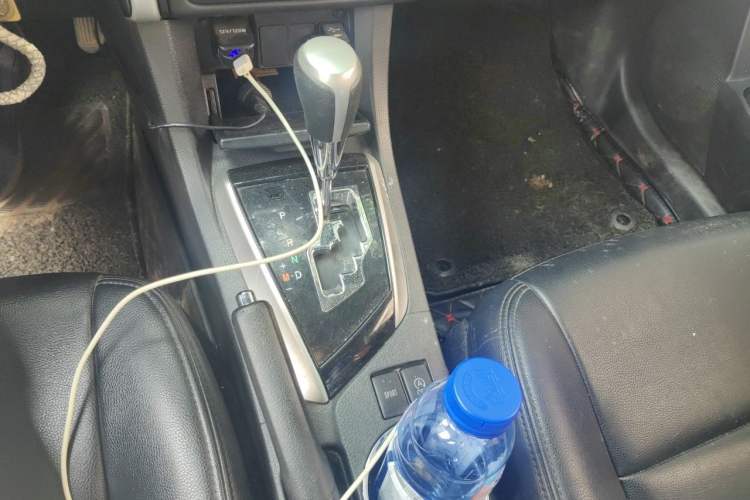 Used Toyota Corolla 2017 Revised Version 1.2T S-CVT GL-i Gear Lever