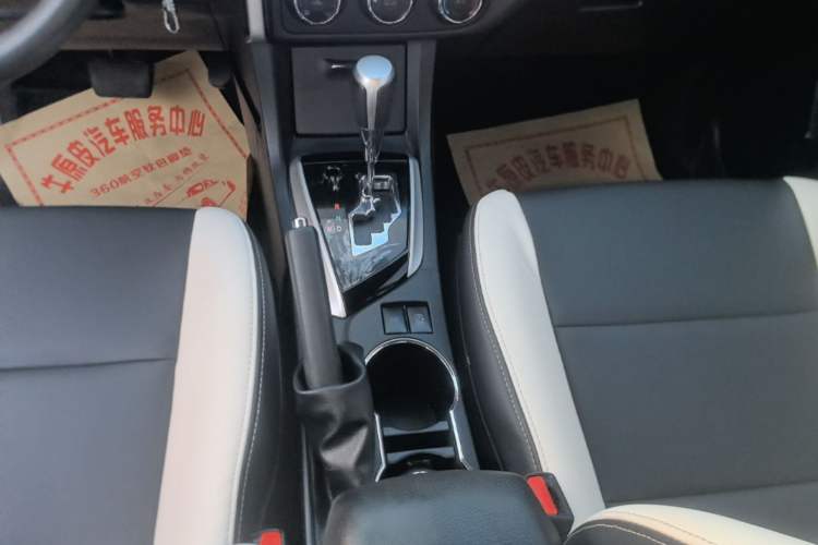 Used Toyota Corolla 2017 Revised Version 1.2T S-CVT GL Gear Lever