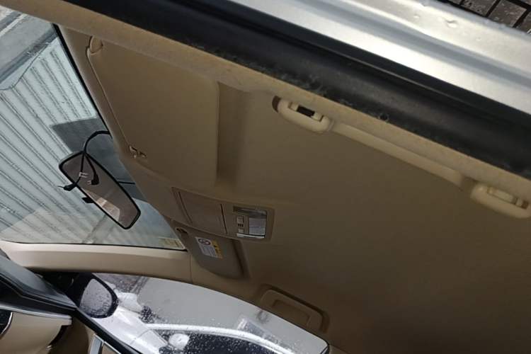 Used Toyota Corolla 2017 1.6L CVT GL Headliner