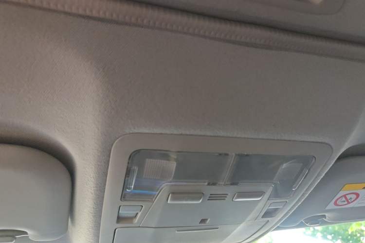 Used Toyota Corolla 2017 Revised Dual-Engine 1.8L E-CVT Elite Edition Headliner