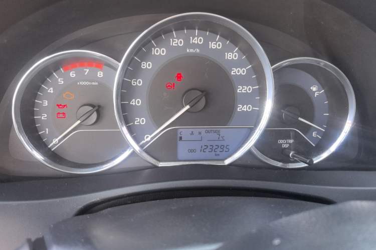 Used Toyota Corolla 2017 Revised Version 1.2T Manual GL Instrument Cluster