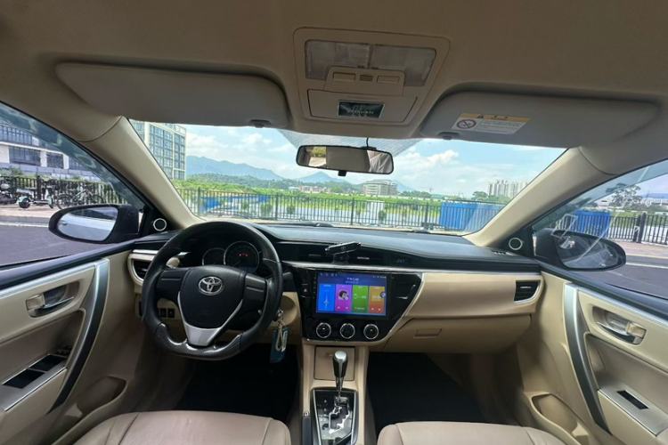 Used Toyota Corolla 2017 1.2T CVT GL Interior 2