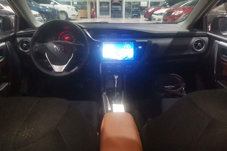 Used Toyota Corolla 2017 Revised Version 1.2T S-CVT GL Interior 2