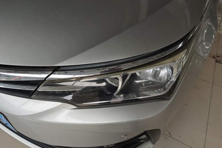 Used Toyota Corolla 2017 Revised Version 1.2T S-CVT GL Left Front Headlight