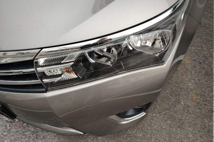 Used Toyota Corolla 2017 1.6L CVT GL Left Front Headlight