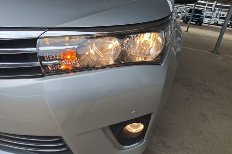 Used Toyota Corolla 2017 1.2T CVT GL-i Left Front Headlight