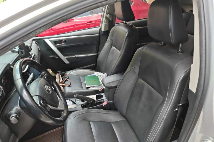 Used Toyota Corolla 2017 Revised Version 1.2T S-CVT GL-i Leather Edition Left Front Seat