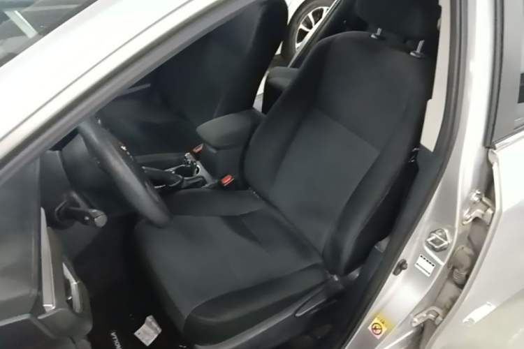 Used Toyota Corolla 2017 Revised Version 1.6L S-CVT GL Left Front Seat