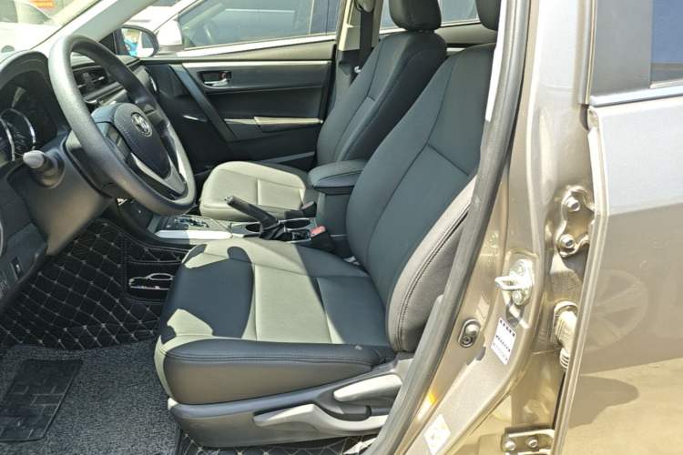 Used Toyota Corolla 2017 Revised Version 1.2T S-CVT GL Left Front Seat