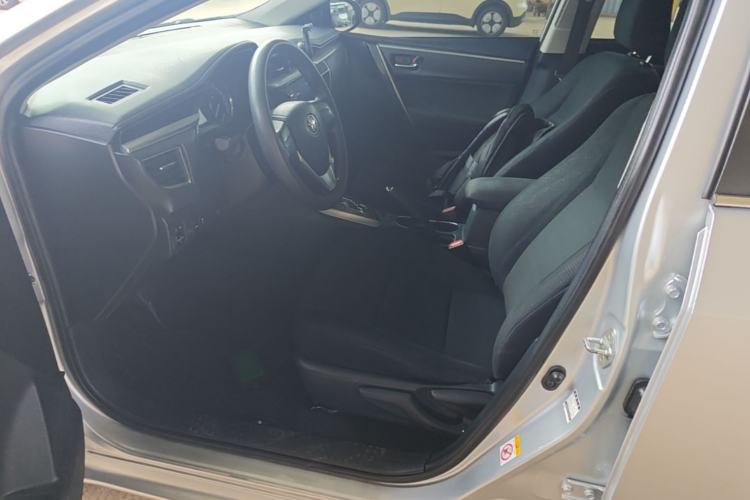 Used Toyota Corolla 2017 1.2T CVT GL-i Left Front Seat