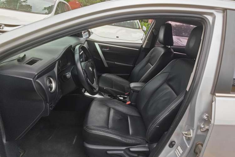 Used Toyota Corolla 2017 Revised Version 1.2T S-CVT GL-i Leather Edition Left Front Seat
