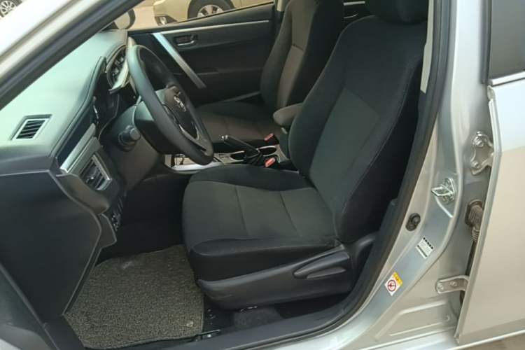 Used Toyota Corolla 2017 Revised Version 1.6L S-CVT GL Left Front Seat