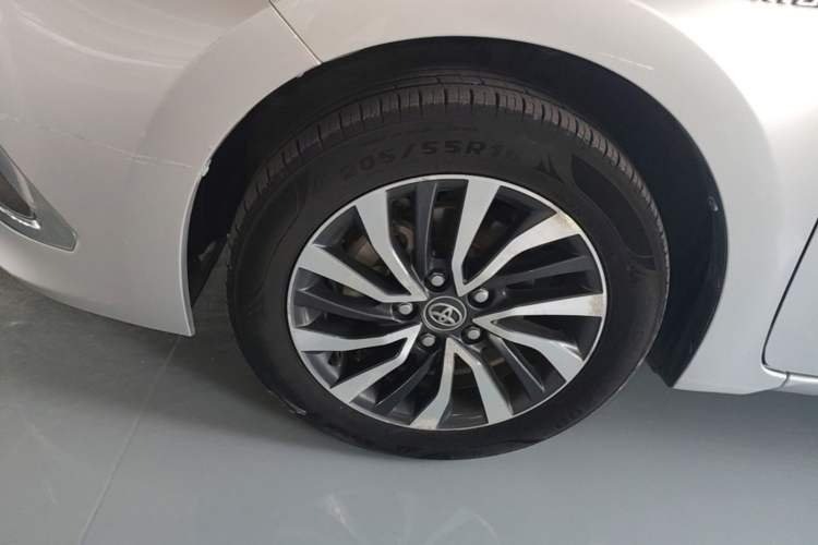 Used Toyota Corolla 2017 Revised Dual-Engine 1.8L E-CVT Leading Edition Left Front Wheel Hub