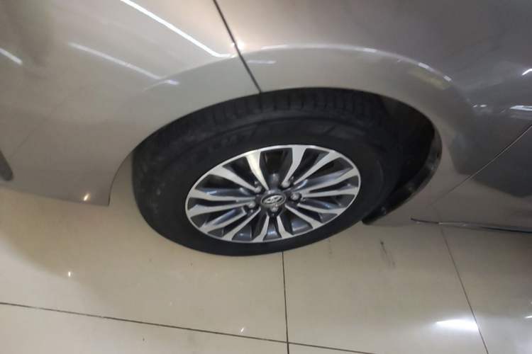 Used Toyota Corolla 2017 Revised Version 1.2T S-CVT GL-i Left Front Wheel Hub