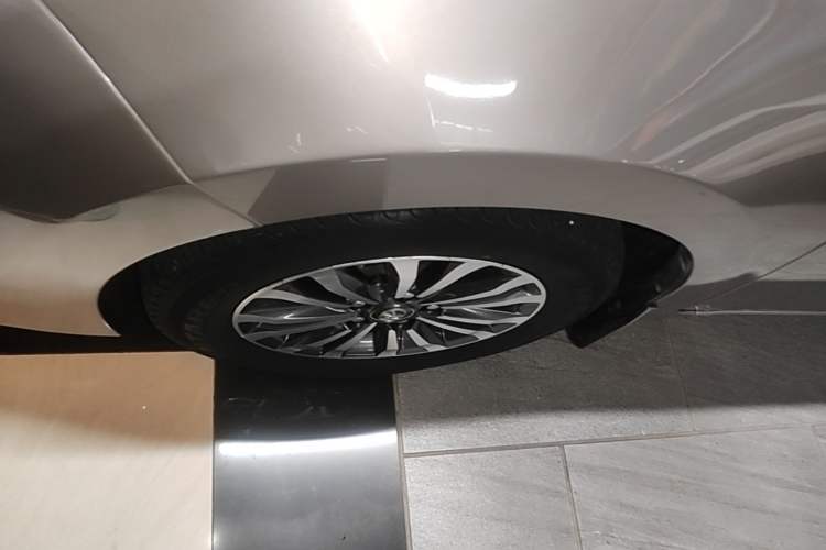 Used Toyota Corolla 2017 Revised Version 1.2T S-CVT GL Left Front Wheel Hub