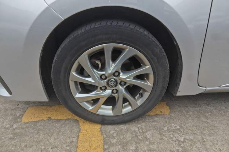 Used Toyota Corolla 2017 Revised Version 1.2T S-CVT GL-i Leather Edition Left Front Wheel Hub