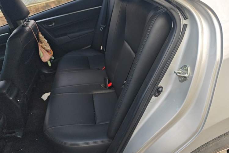 Used Toyota Corolla 2017 Revised Version 1.2T S-CVT GL Left Rear Seat