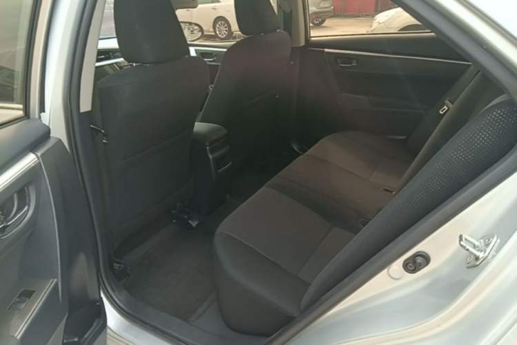 Used Toyota Corolla 2017 Revised Version 1.6L S-CVT GL Left Rear Seat