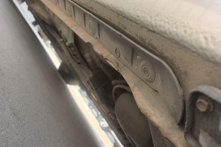 Used Toyota Corolla 2017 Revised Version 1.2T Manual GL Left Side Sill