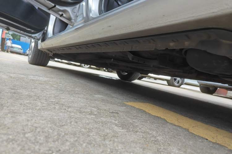 Used Toyota Corolla 2017 Revised Version 1.2T S-CVT GL-i Leather Edition Left Side Sill