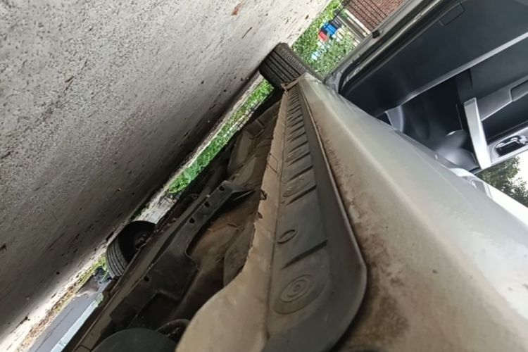 Used Toyota Corolla 2017 Revised Version 1.6L S-CVT GL Left Side Sill
