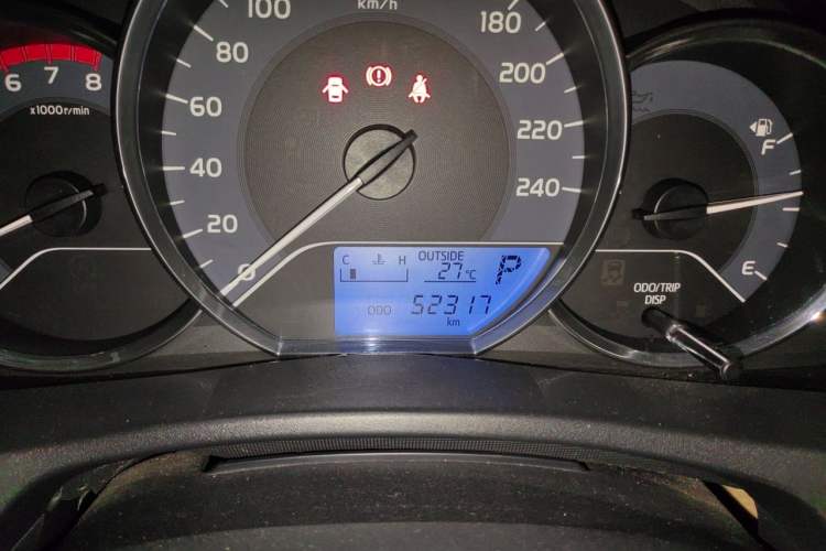Used Toyota Corolla 2017 Revised Version 1.2T S-CVT GL Odometer Close Up