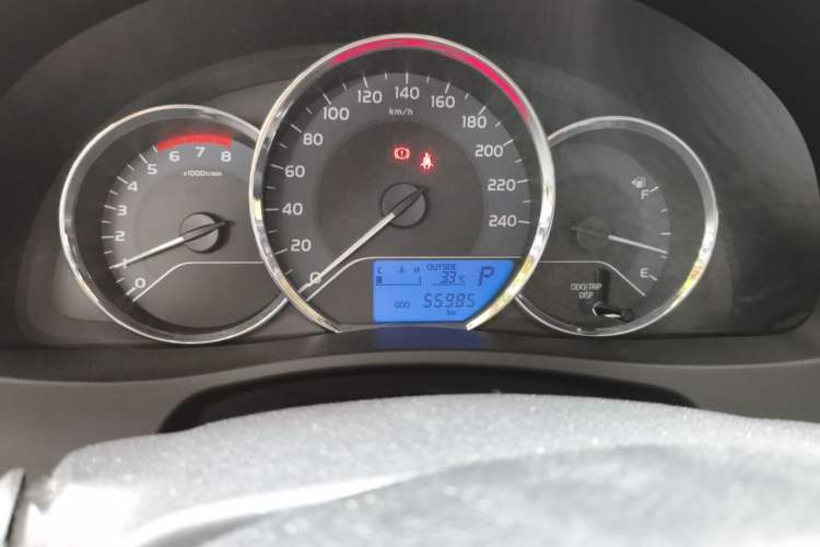 Used Toyota Corolla 2017 Revised Version 1.2T S-CVT GL Odometer Close Up