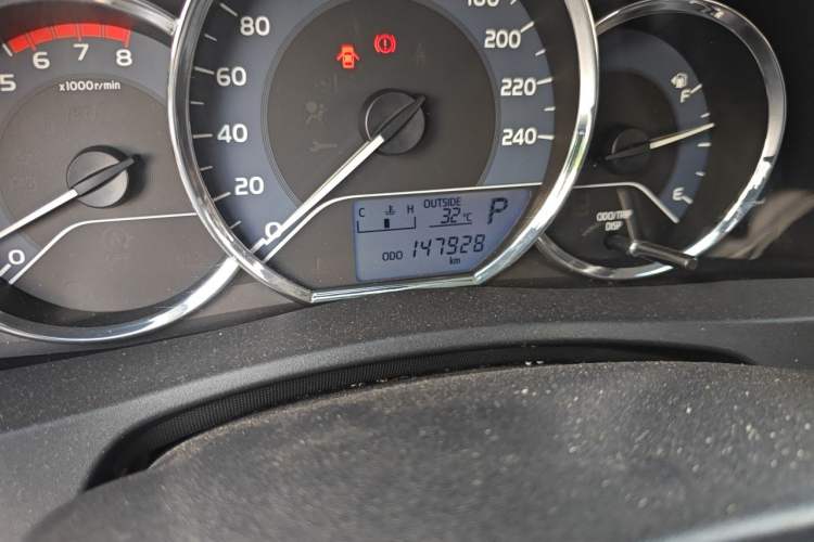 Used Toyota Corolla 2017 Revised Version 1.2T S-CVT GL Odometer Close Up