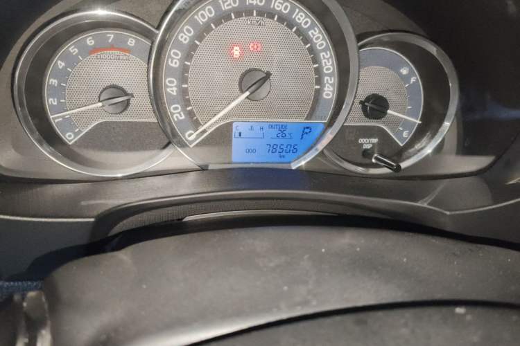 Used Toyota Corolla 2017 1.2T CVT GL Odometer Close Up