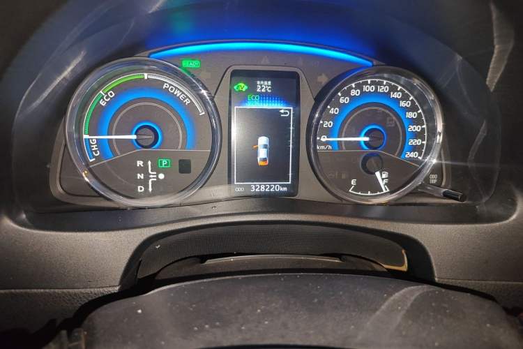 Used Toyota Corolla 2017 Revised Dual-Engine 1.8L E-CVT Elite Edition Odometer Close Up