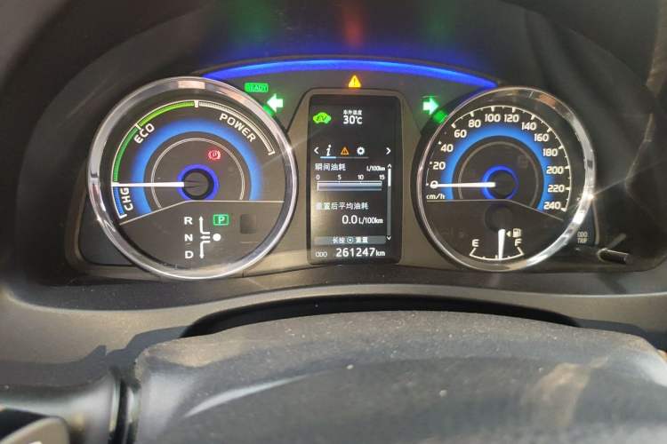 Used Toyota Corolla 2017 Revised Dual-Engine 1.8L E-CVT Elite Edition Odometer Close Up