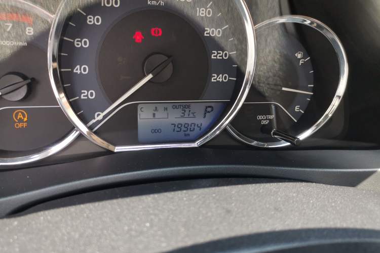 Used Toyota Corolla 2017 Revised Version 1.2T S-CVT GL Odometer Close Up