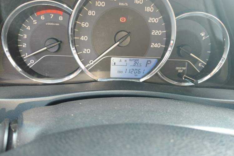 Used Toyota Corolla 2017 Revised Version 1.2T S-CVT GL Odometer Close Up