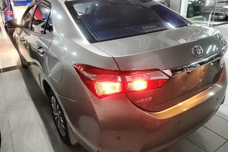 Used Toyota Corolla 2017 Revised Version 1.2T S-CVT GL Rear Left 45 Deg