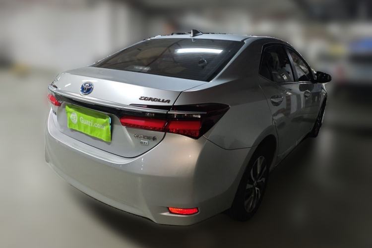Used Toyota Corolla 2017 Revised Dual-Engine 1.8L E-CVT Luxury Edition Rear Right 45 Deg