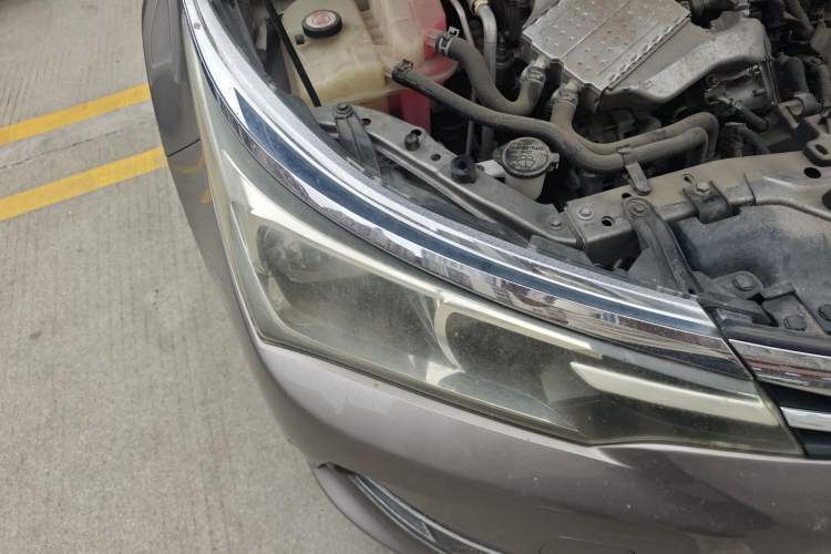 Used Toyota Corolla 2017 Revised Version 1.2T S-CVT GL Right Front Headlight