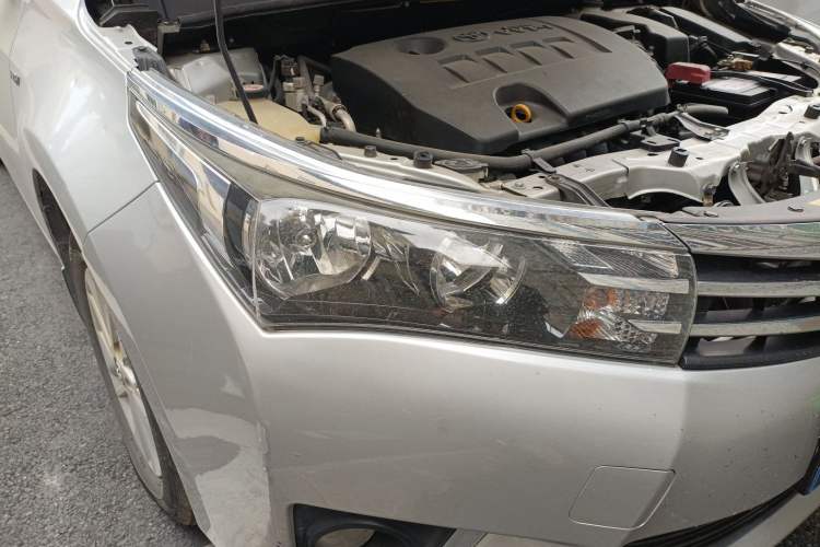 Used Toyota Corolla 2017 Revised Version 1.6L S-CVT GL Right Front Headlight