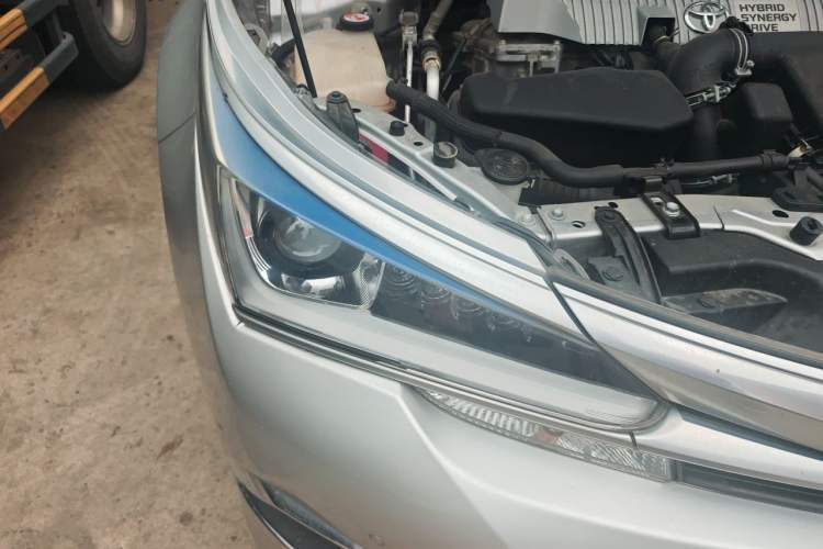 Used Toyota Corolla 2017 Revised Dual-Engine 1.8L E-CVT Elite Edition Right Front Headlight