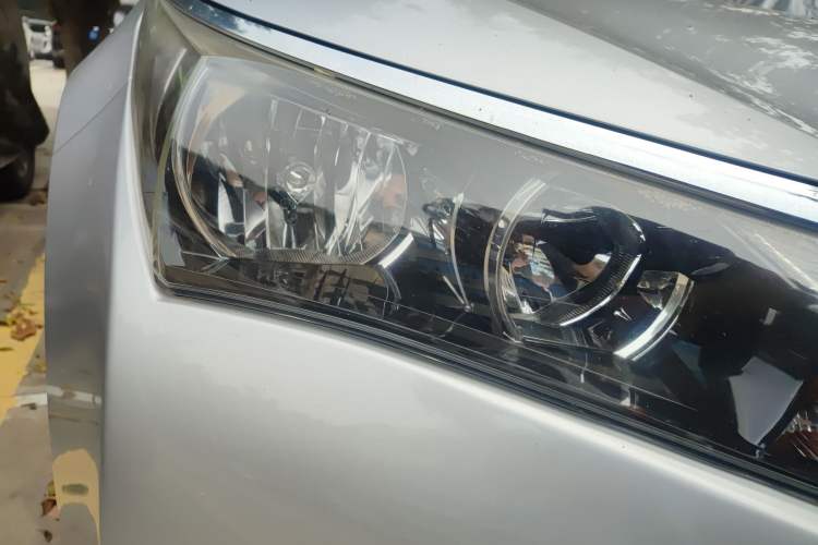 Used Toyota Corolla 2017 1.2T CVT GL Right Front Headlight