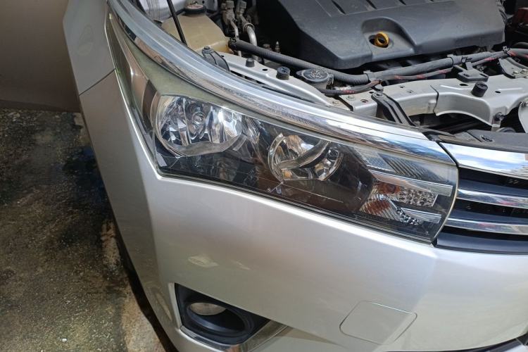 Used Toyota Corolla 2017 Revised Version 1.6L S-CVT GL Right Front Headlight