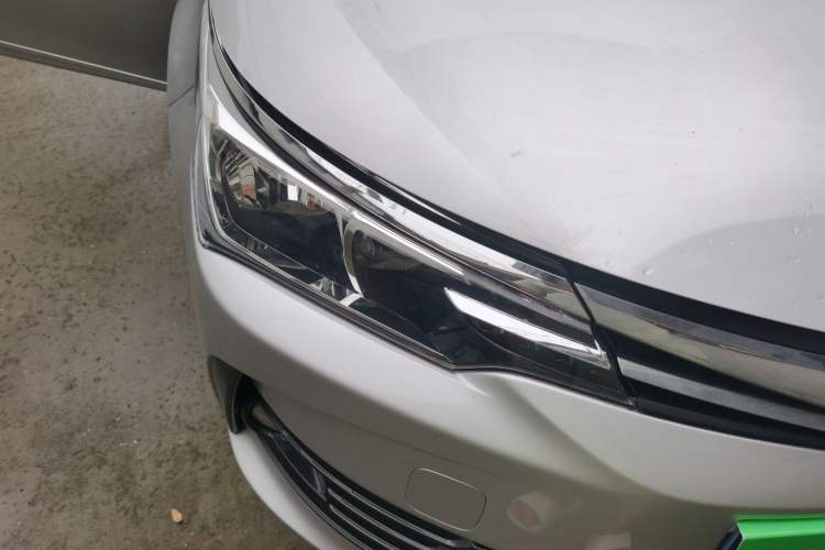 Used Toyota Corolla 2017 Revised Version 1.2T S-CVT GL-i Right Front Headlight
