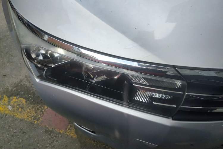 Used Toyota Corolla 2017 1.2T CVT GL Right Front Headlight