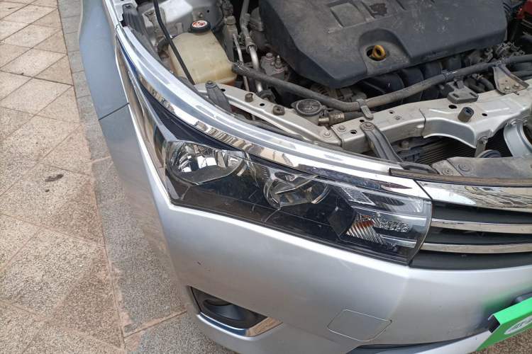 Used Toyota Corolla 2017 Revised Version 1.6L S-CVT GL Right Front Headlight
