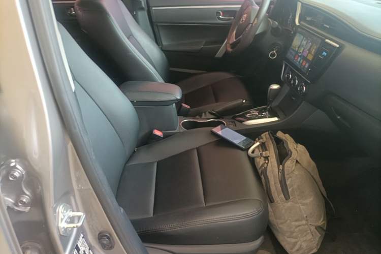 Used Toyota Corolla 2017 Revised Version 1.2T S-CVT GL-i Right Front Seat