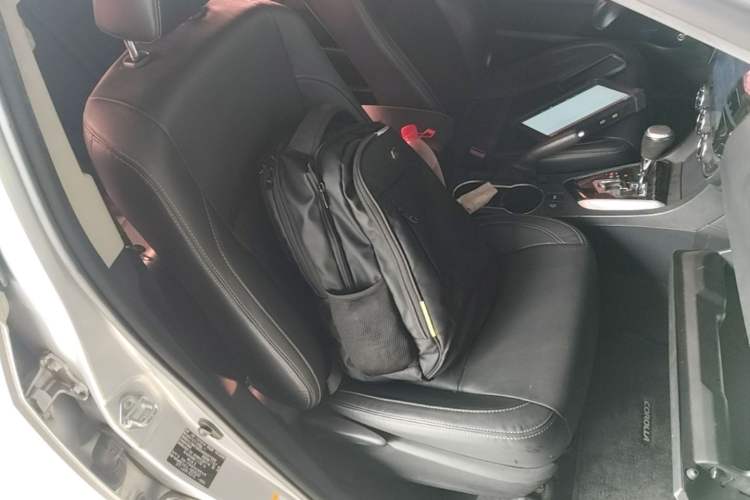 Used Toyota Corolla 2017 1.2T CVT GL-i Leather Edition Right Front Seat