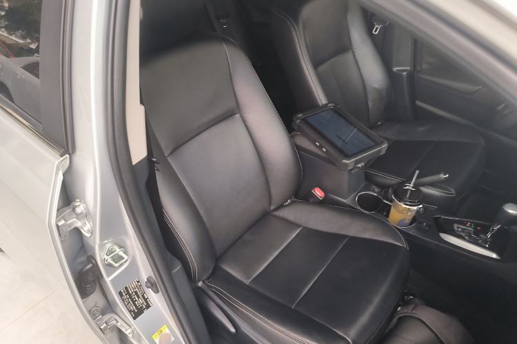 Used Toyota Corolla 2017 Revised Version 1.6L S-CVT GL Right Front Seat