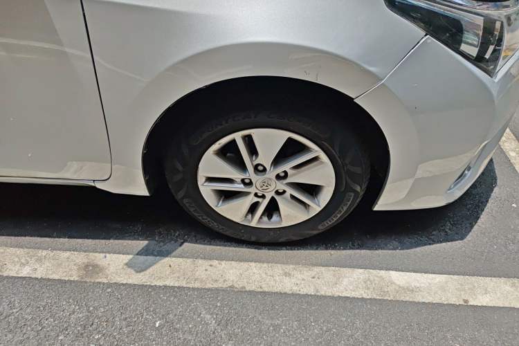 Used Toyota Corolla 2017 1.2T CVT GL Right Front Wheel Hub