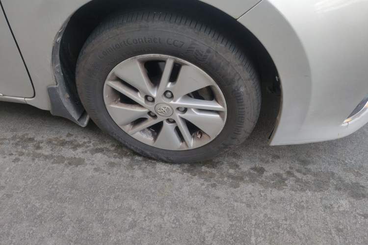 Used Toyota Corolla 2017 1.2T CVT GL-i Right Front Wheel Hub